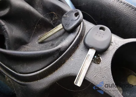 2016 Hyundai Veloster Turbo Rally Edition z USA, uszkodzony, nr VIN KMHTC6AE5GU265626